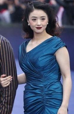 爱豆吃瓜娱乐酱蒋欣,从爱豆到吃瓜娱乐酱，她的华丽蜕变之路